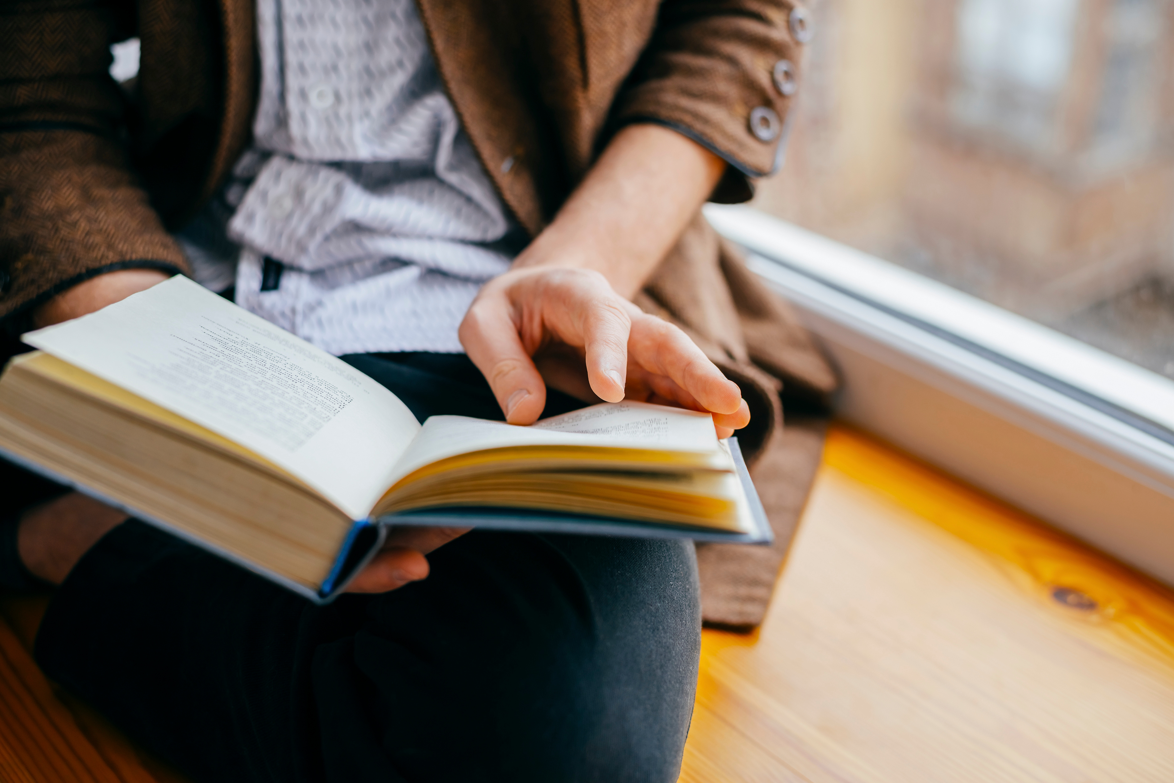 New study proves Americans can't read and they're getting worse