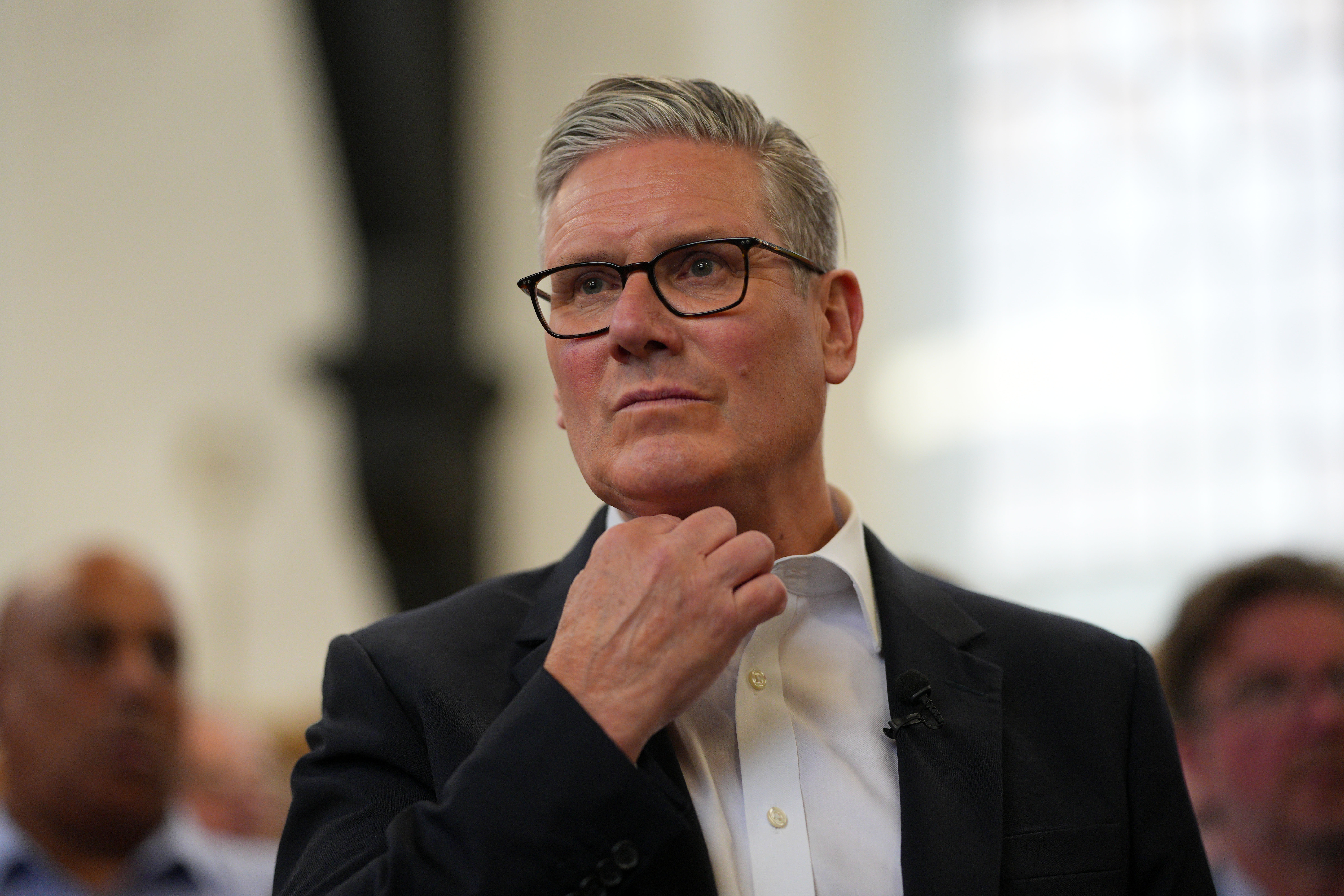 Local Mps Over 30 Labour MPs call on Starmer to resign after local elections